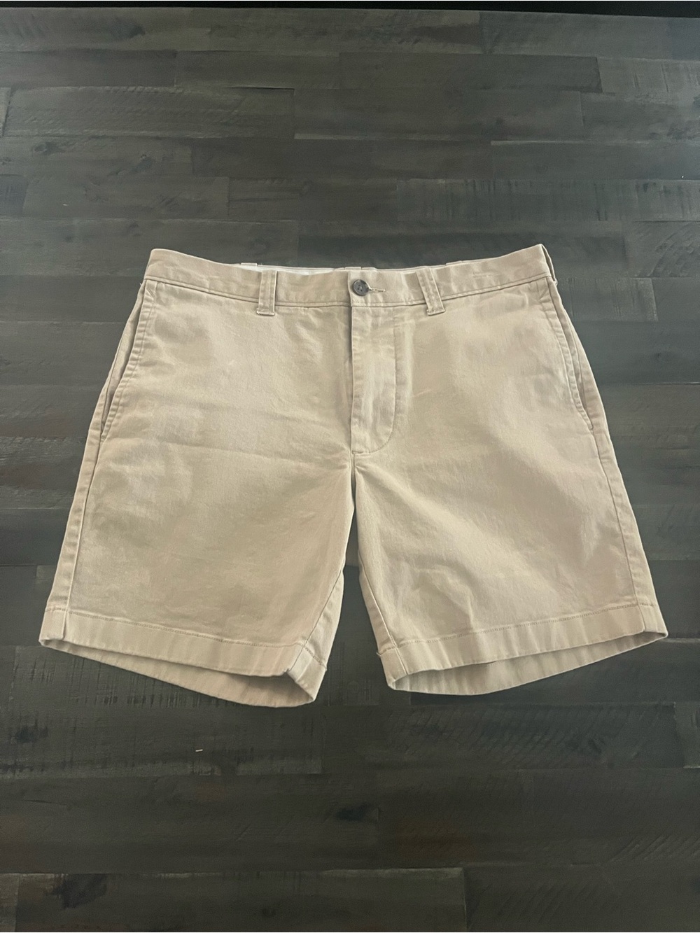 MENS J. CREW KHAKI SHORTS